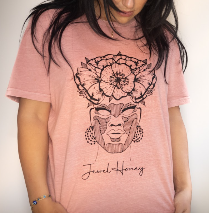 Salmon T-shirt JewelHoney Black print